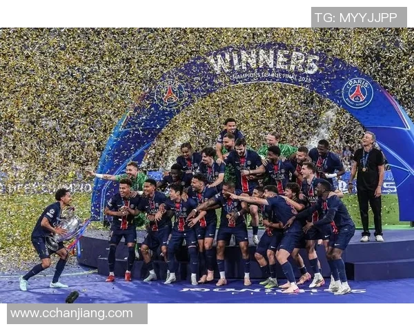 意甲激战AC米兰大胜巴黎圣日耳曼神奇扑救点燃全场热情与转会传闻