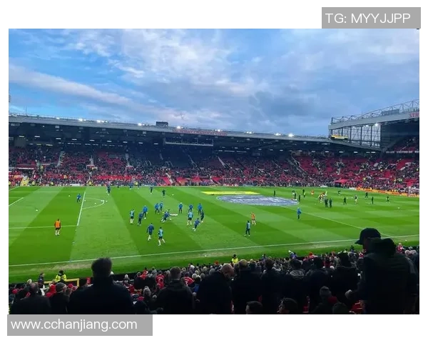 足总杯激战AC米兰逆转尤文图斯全场沸腾赛后精彩点评回顾