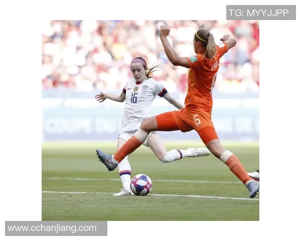 世界杯精彩对决里昂3-0战胜拜仁神扑瞬间点燃全场激情