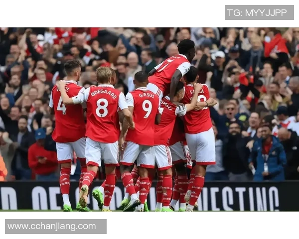 中超激战：AC米兰大胜阿森纳引发争议判罚全场沸腾