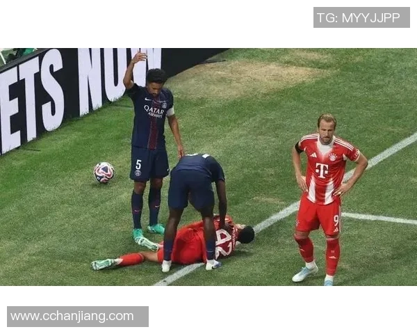 世界杯精彩对决：里昂与拜仁激战成平局战术分析引发全场热议