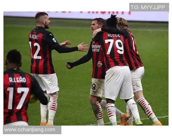 意甲激战：AC米兰惊险逆转拜仁4-3全场沸腾数据分析揭秘