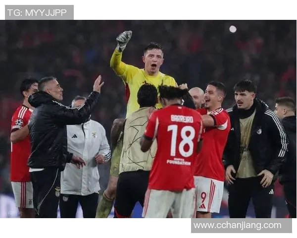 西甲精彩对决多特蒙德大胜本菲卡补时进球点燃全场激情 西甲精彩对决多特蒙德大胜本菲卡补时进球点燃全场激情