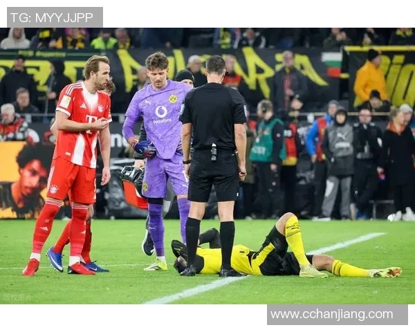 中超联赛惊现大逆转多特蒙德狂胜拜仁引发争议判罚热议