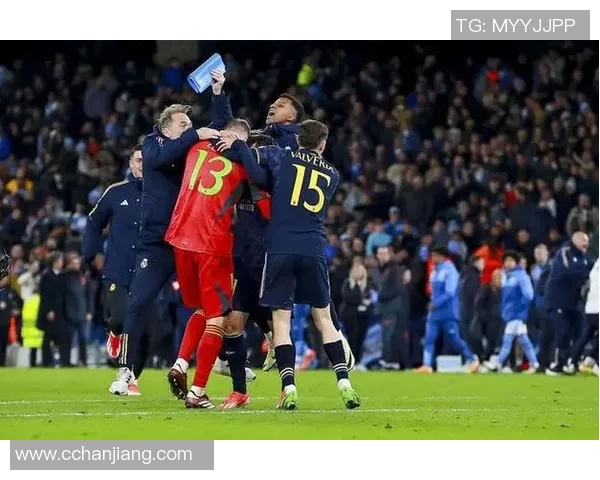 欧联杯激战:里昂与皇马战成平局神扑瞬间引发转会热议 欧联杯激战:里昂与皇马战成平局神扑瞬间引发转会热议